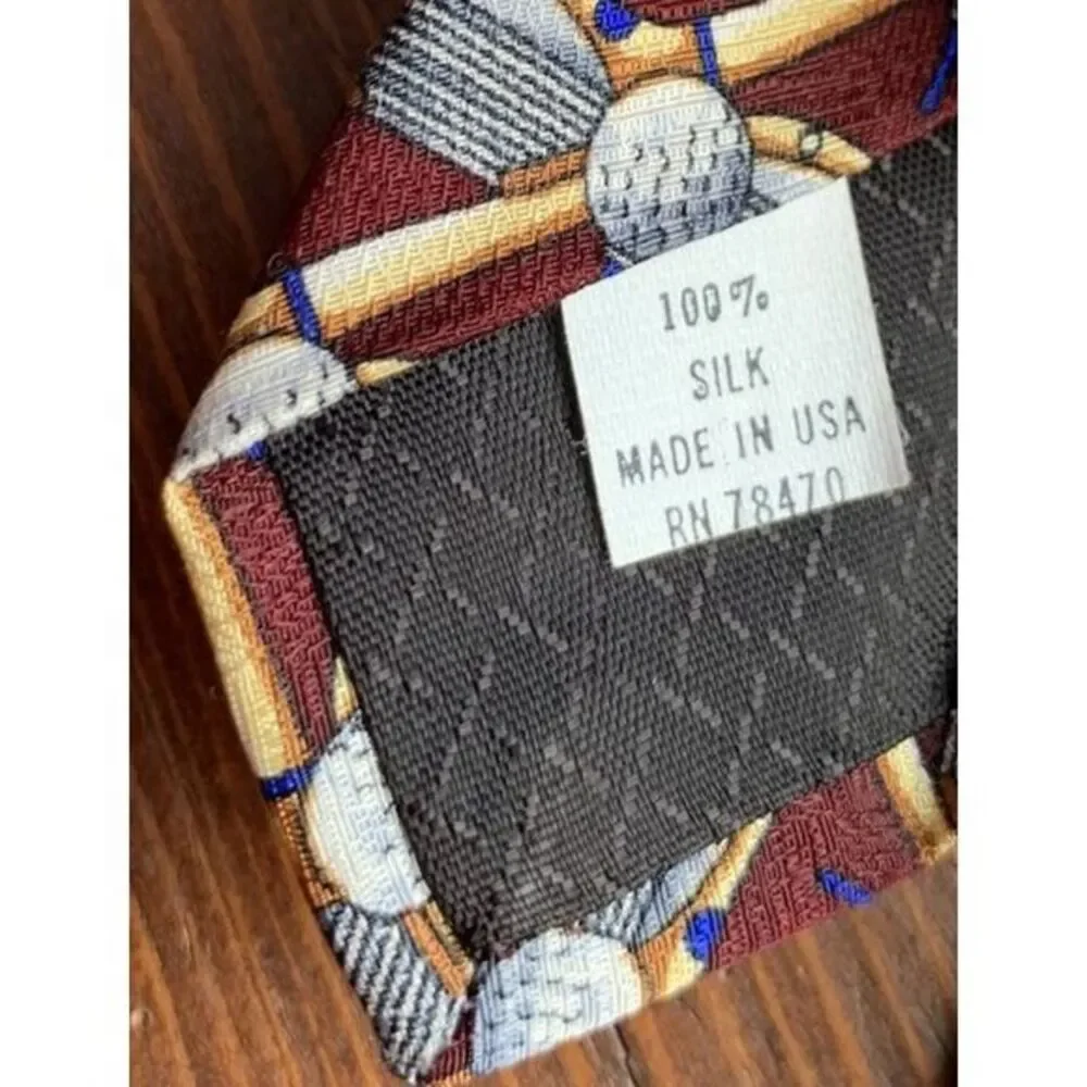 Payne Stewart 100% Silk‎ Golf Neck Tie Made In USA
